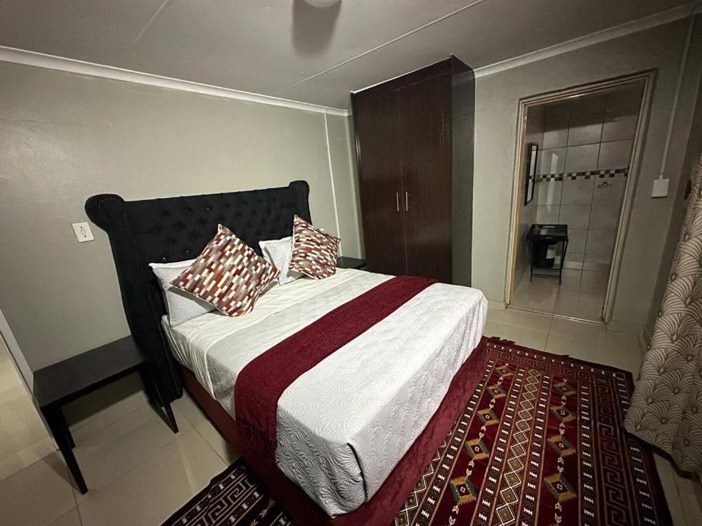 The Hide In Roodepoort Hotell Eksteriør bilde